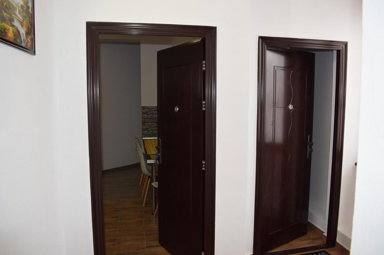 Elekes Apartmans * Odorheiu Secuiesc